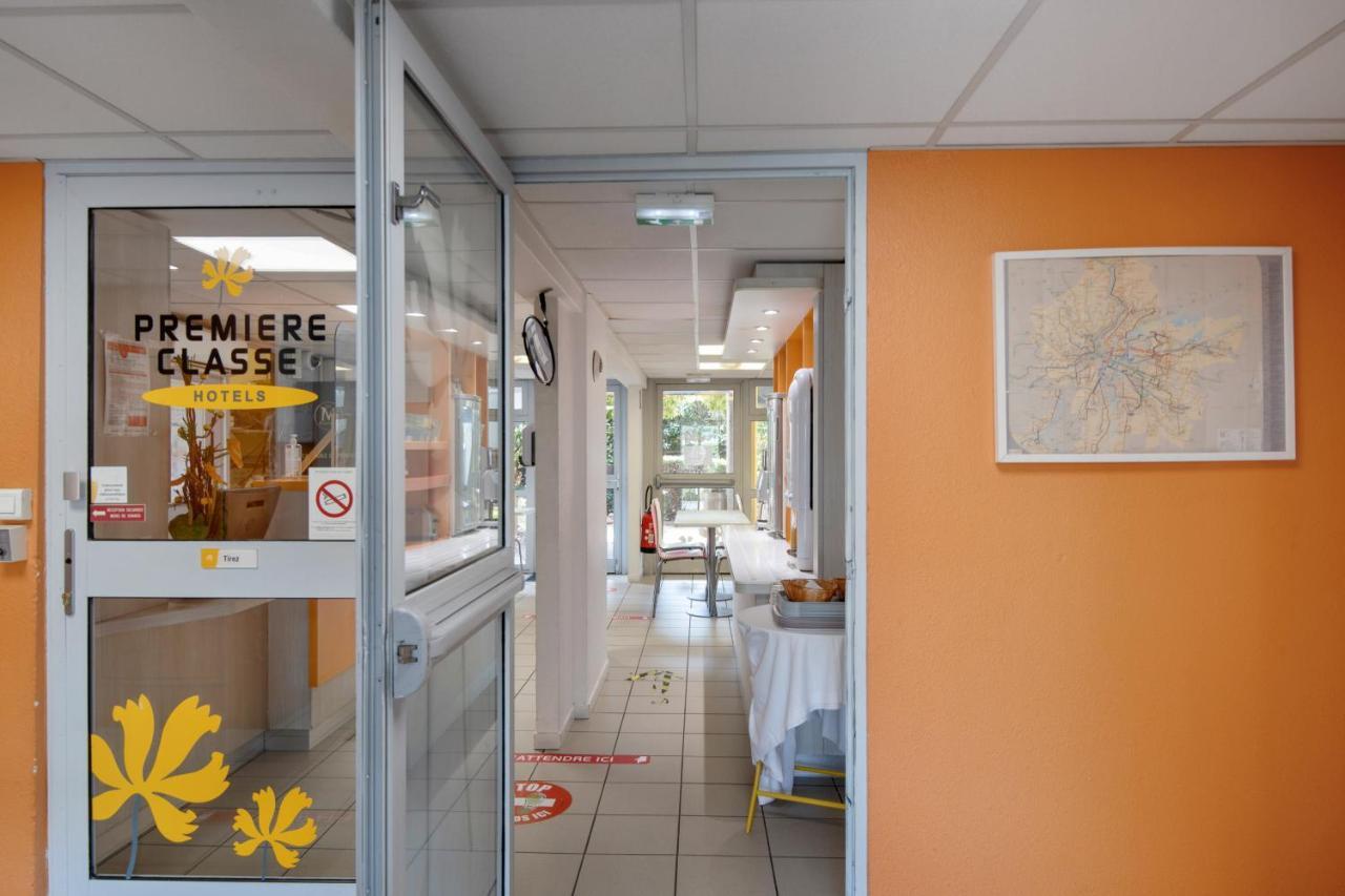 Premiere Classe Lyon Est - Bron Eurexpo Decines-Charpieu Exterior photo