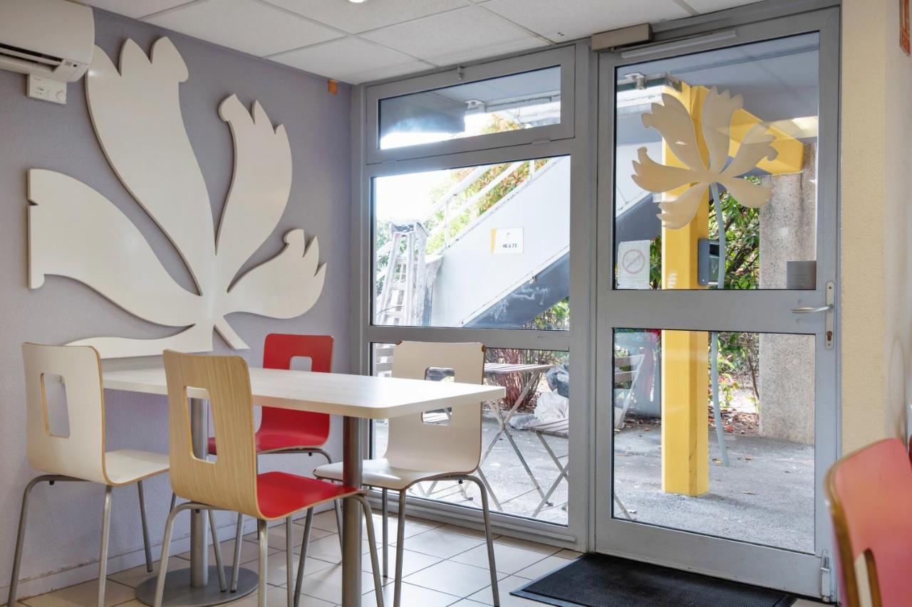 Premiere Classe Lyon Est - Bron Eurexpo Decines-Charpieu Exterior photo