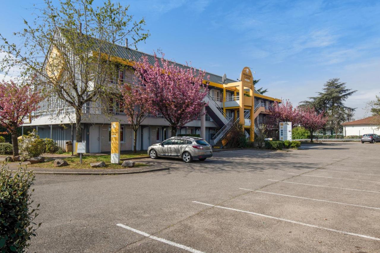 Premiere Classe Lyon Est - Bron Eurexpo Decines-Charpieu Exterior photo